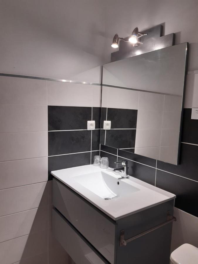 Logis Hotel Le Relais Du Serre Dieulefit Zewnętrze zdjęcie